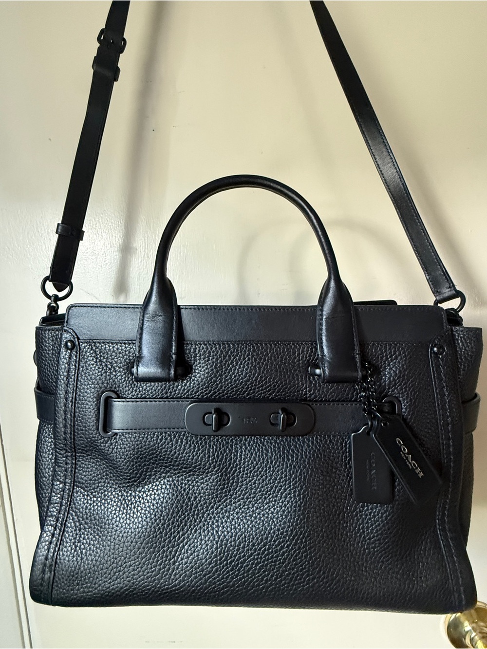 Coach Swagger Carryall 34408 Black Pebble Leather Matte Black Hardware EUC- NWOT
